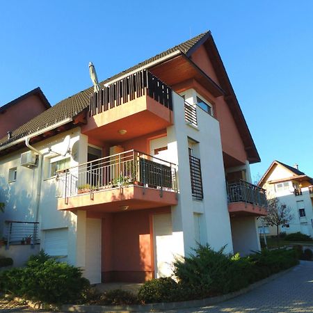 Roselio Sky Residence Hévíz Exterior foto